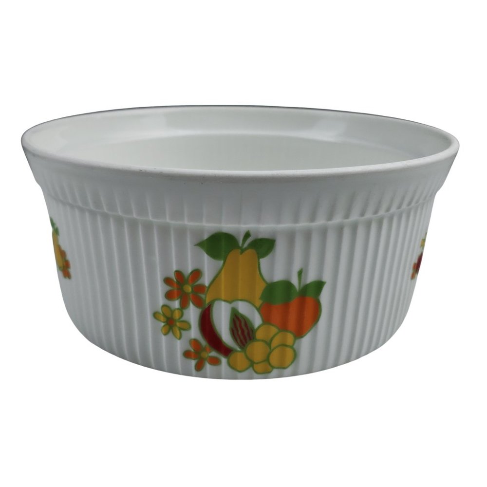 BIA Cordon Bleu Fruit Flowers Round Casserole Dish Apilco France Ribbed Souffle